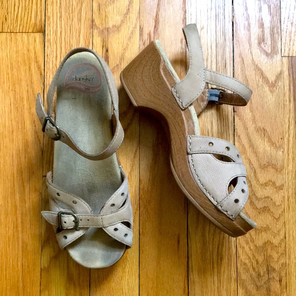 Dansko taupe sandals